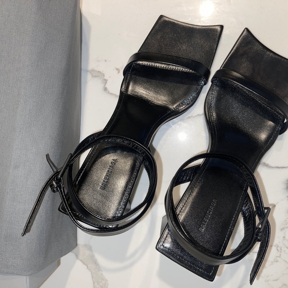 Balenciaga Moon Square Toe Sandal - Picture 8 of 9
